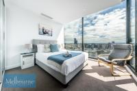 Sky High Two-Bedroom Two Bathroom Apartment with Harbour Views