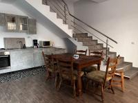 Casa Camelia - Ferienwohnung Nehoiu