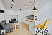 Piotrkowska Street I by LookAp - B&B Lodz