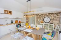 Apartment Oskar - B&B Supetar