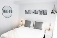 Beach Side Villa Walk to Shops-Pub-Beach Newly Renovated - B&B Byron Bay