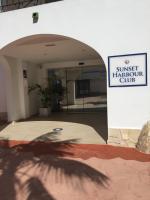 Beachfront Private Apartment in Pueblo Torviscas Sunset Harbour - B&B