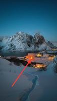 White House - Panoramic View - B&B Reine