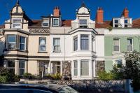 Beautiful newly refurbished apartment close to the promenade. - B&B