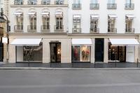 Chic Apartment on the famous shopping Rue du Faubourg Saint-Honoré street - B&B