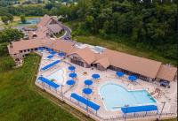 Gorgeous cabin 3bdrm/3bth, hot tub, fireplace, kid/pet friendly - B&B Galena