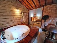 Luxury Chalet with Spa Bath