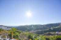 La Fuente APT6, Frigiliana Amazing 2 bedroom Family Apartment with views, Padel Court and 2 Pools HansOnHoliday Rentals - B&B Frigiliana