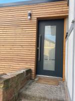 Moderne Ferienwohnung mit Balkon - B&B Herxheim