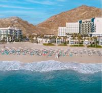 B&B Al Aqah - Address Beach Resort Fujairah Apartment 2 Bed Rooms and Small Bed Room - Ground Floor 3011 - Bed and Breakfast Al Aqah