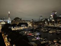 Stylish flat next to Tower of London and SKD marina - B&B London