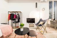 Calle Huertas Acogedor by RegalateMadrid - B&B Madrid