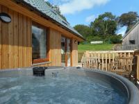 B&B Newton Stewart - Lord Galloway 36 with Hot Tub - Bed and Breakfast Newton Stewart