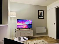 Fantastic one bedroom apartment near Old Trafford Stadium - B&B
