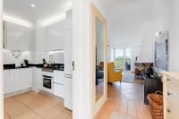 VILASOL - Captain's wonderful retreat for 4 with AC facing the gardens - B&B Quarteira