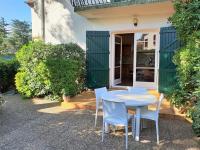 Appartement T2 RDC à 100m de la plage avec terrasse et jardinet - 4 couchages - FR-1-388-1 - B&B