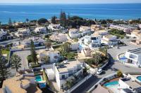 VILLA LIMOEIRO - Beautiful new home nestled in the heart of Galé - Chambres d'hôtes Guia