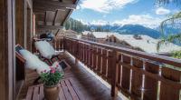 Penthouse - Ski-in Ski-out 30 meters from Medran lift and 40 meters from W Hotel - B&B