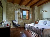 Three-Bedroom Villa with Private Pool - Alkioni