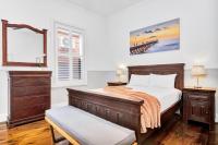 Noir Cottage Glenelg North - B&B