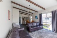 Apartment with Lake View