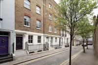 Stunning 3 Bed Townhouse in the heart of Mayfair - B&B