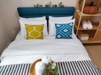 M Centura Sentul 3-Bedroom Pool View Residences by Homebrickz - B&B Kuala Lumpur