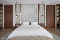 Suite with Garden View