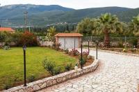 Villa Kostoula - Bed and Breakfast Karavomylos