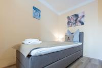 Single Room with Shared Bathroom Garden View