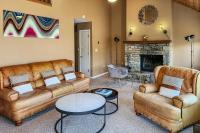 Hike, Golf and Swim! Rumbling Bald Resort Mtn Home - Chambres d’hôtes Lake Lure