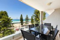 B&B Sydney - Luxury Manly Beachfront Apartment - Bed and Breakfast Sydney