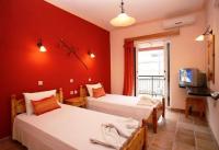 Two Bedroom Apartment with Mountain View