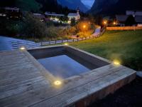 B&B Mayrhofen - Lovely Holiday Home in Mayrhofen with Garden and Whirlpool - Bed and Breakfast Mayrhofen