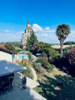 Magnifique maison avec piscine au calme du Gers - Chambres d’hôtes Pouydraguin