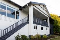 Woodland Bay Retreat-Hot tub,Sauna and Bayview Hamptons Retreat - B&B