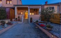 Sweet house with free parking - B&B