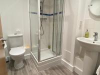 2 bedroom near ocean village Marina port apartment - B&B Southampton