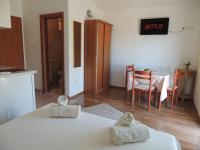 Studio with Balcony and Sea View (2 Adults)