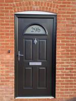 New studio apartment - minutes walk to Cathedral - B&B