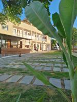 Pousada Canto do Sabiá - Bed and Breakfast
