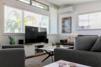 BEACHED @ YAMBA (water views, dog friendly, air con) - Ferienwohnung Yamba