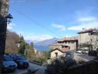 The Door of the Castle - B&B Menaggio