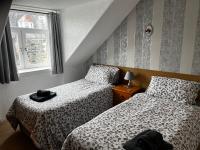 Twin Room with Shared Bathroom