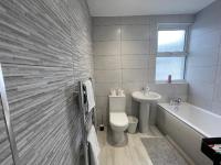 Modern Luxury 3 bed house - B&B Plymouth