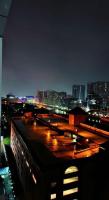 High rise 2 Bedroom & 2 Bath Apartment with Parking, balcony & amazing view - B&B