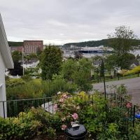 B&B Sandefjord - Lys og lettstelt leilighet med utsikt over byen - Bed and Breakfast Sandefjord