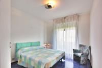 Apartment mit Poolblick