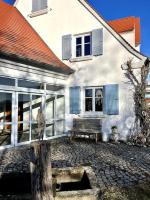 B&B Kammerstein - Sonnige Wohnung mit Garten am fränkischen Seenland - Bed and Breakfast Kammerstein