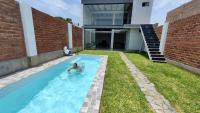 Casa de playa con piscina - B&B